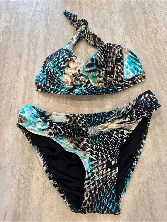 VENUS Other - VENUS Turquoise and Black Snake-Print Halter Bikini